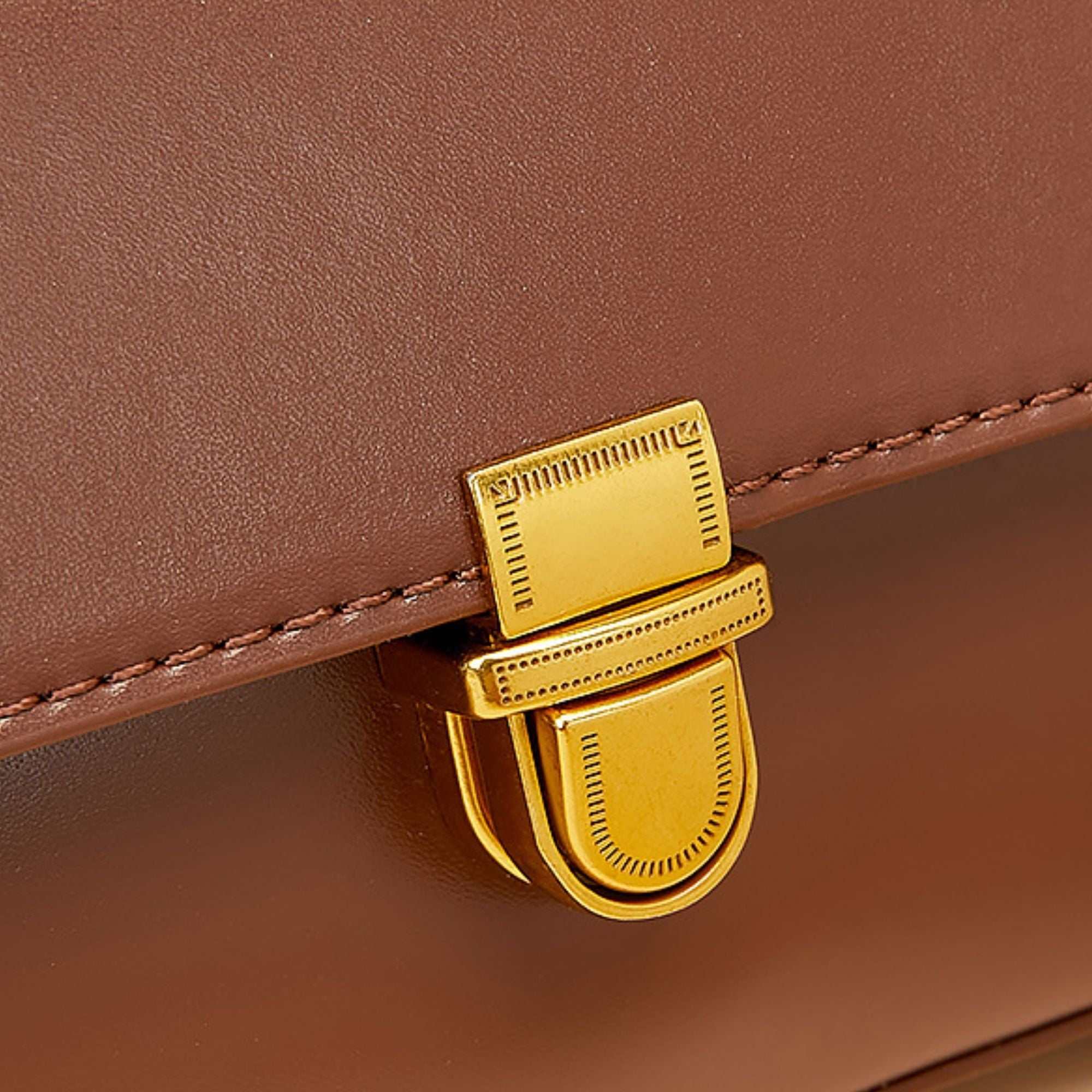 Arundel Compact Leather Bag