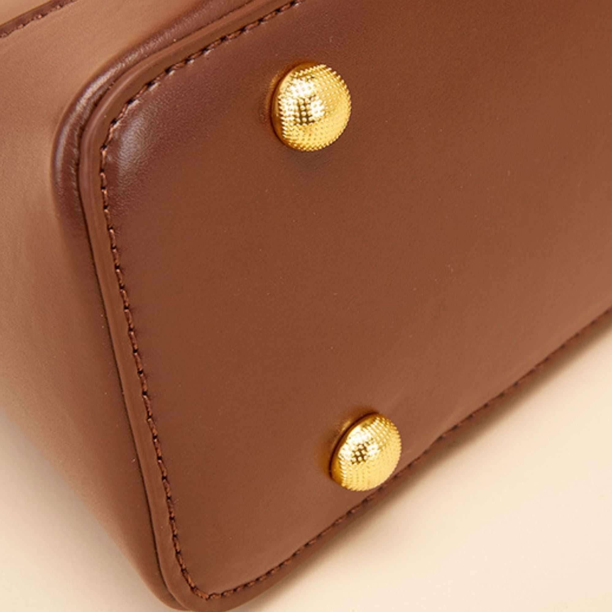 Arundel Compact Leather Bag