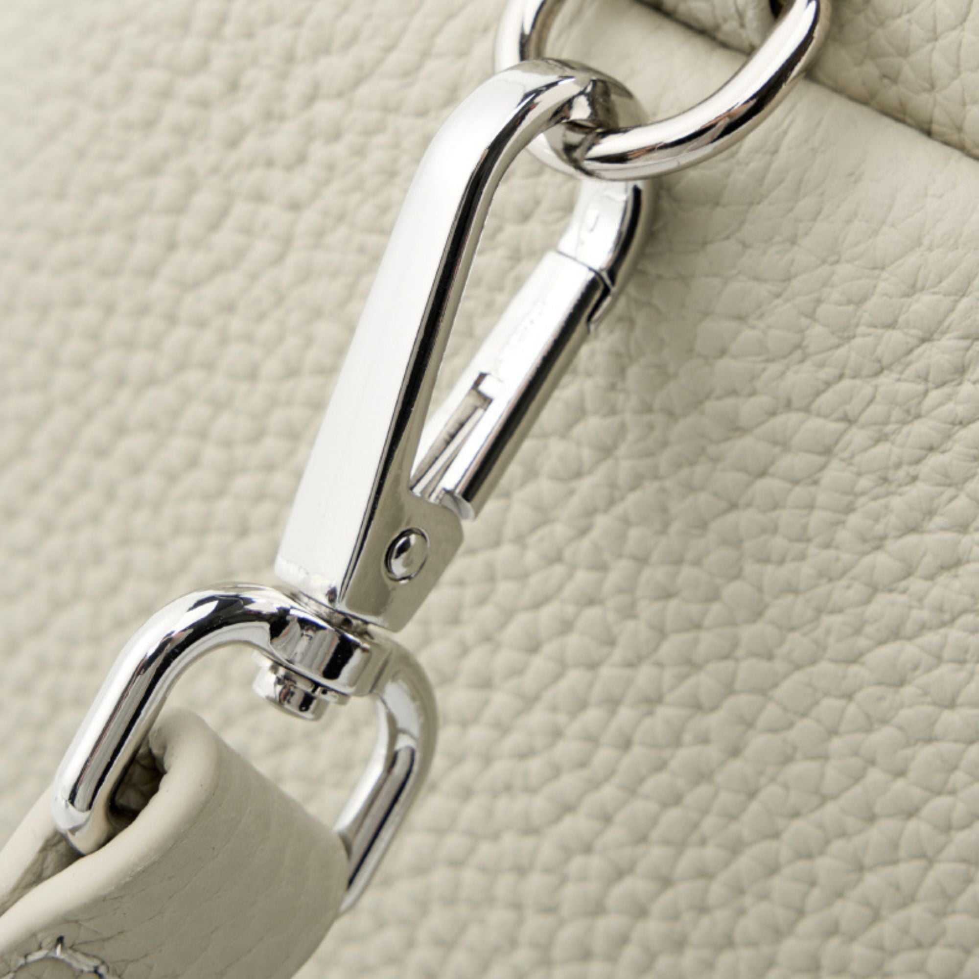 Winslow Petite Lychee Leather Handbag