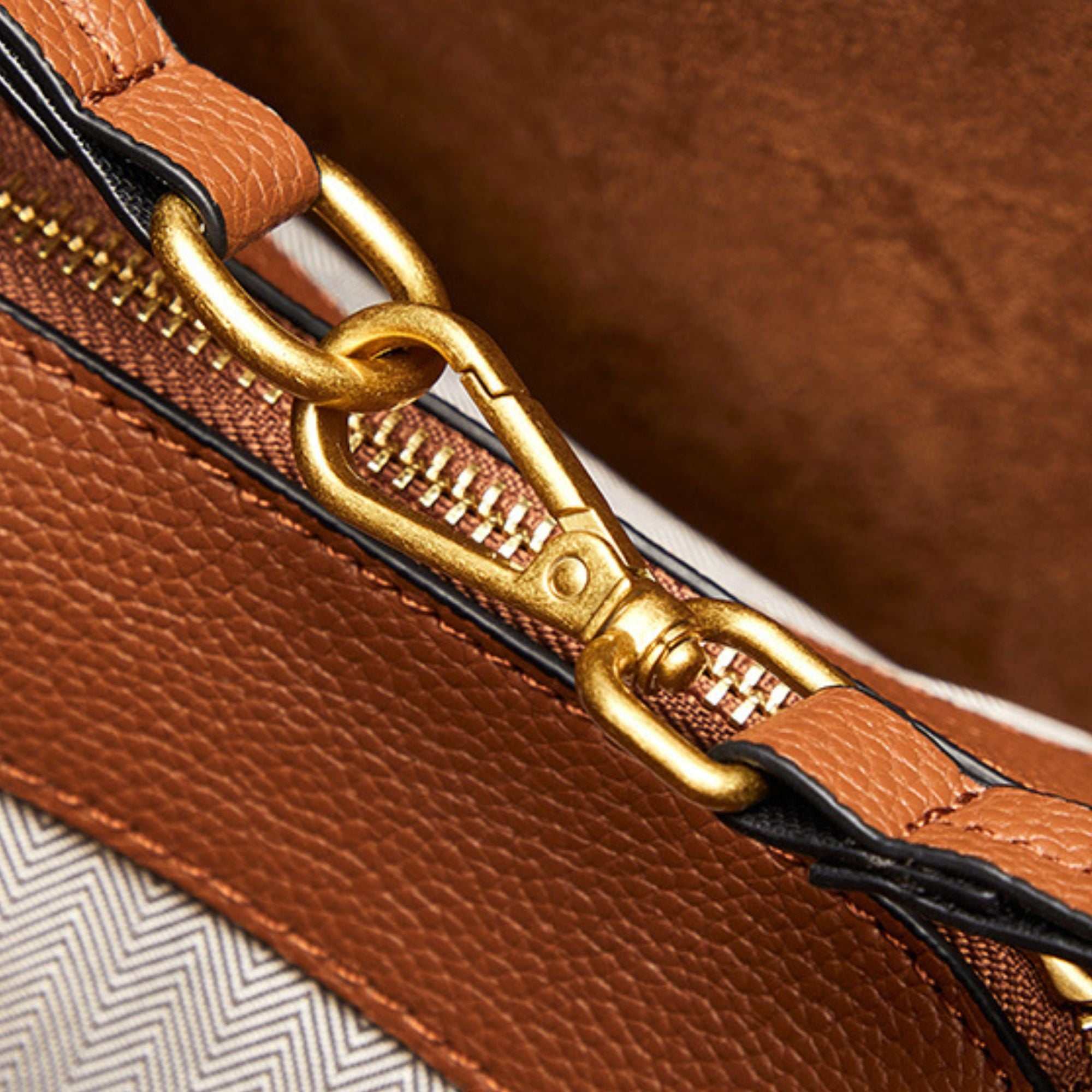 MetroStyle Everyday Handbag