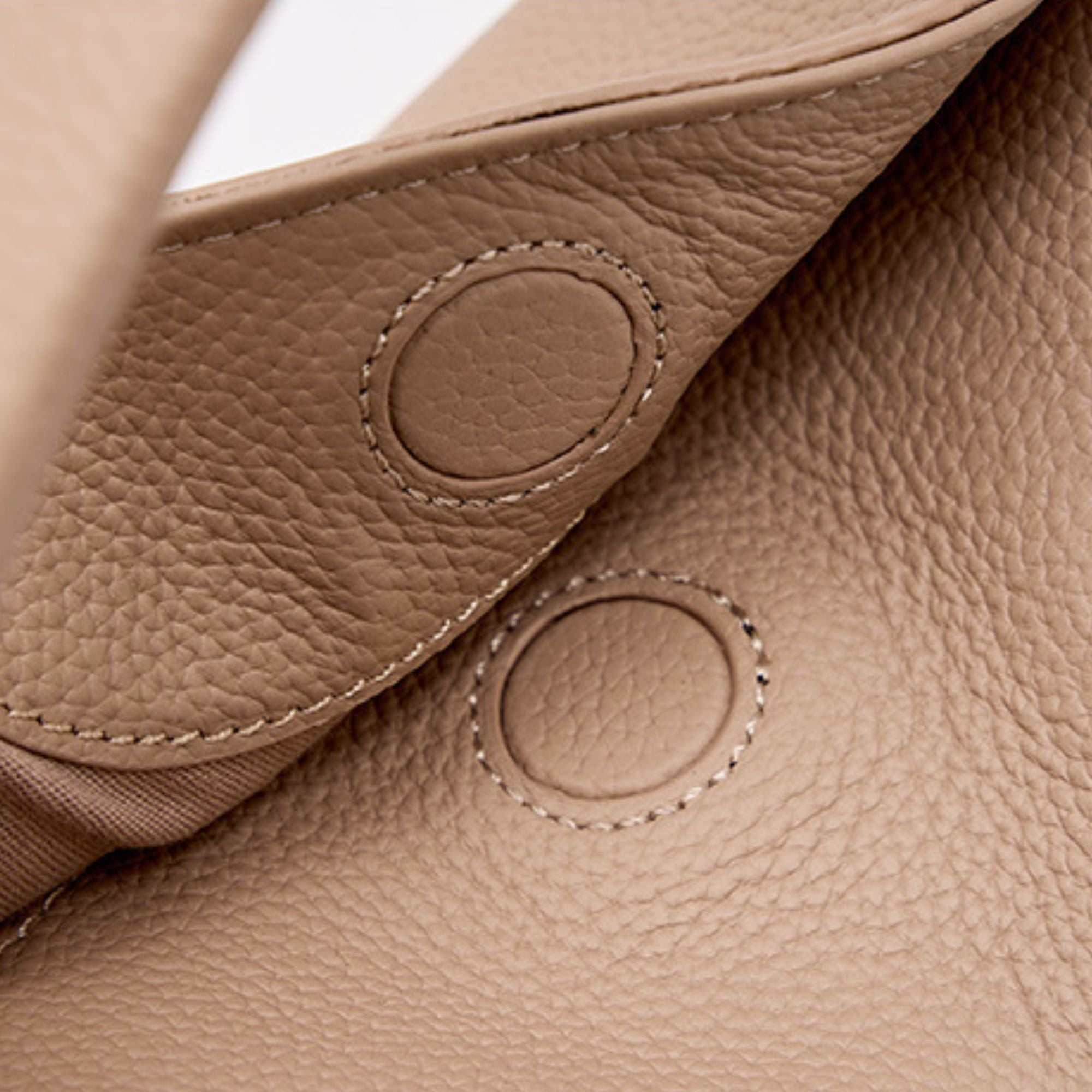 Grayson Modern Leather Handbag