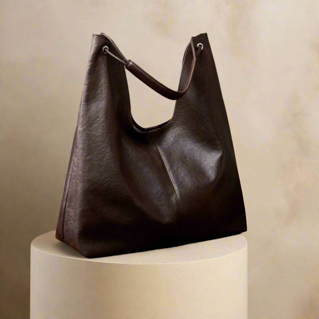 Hobo Slouch Purse in genuine leather, spacious and stylish handbag for modern women.