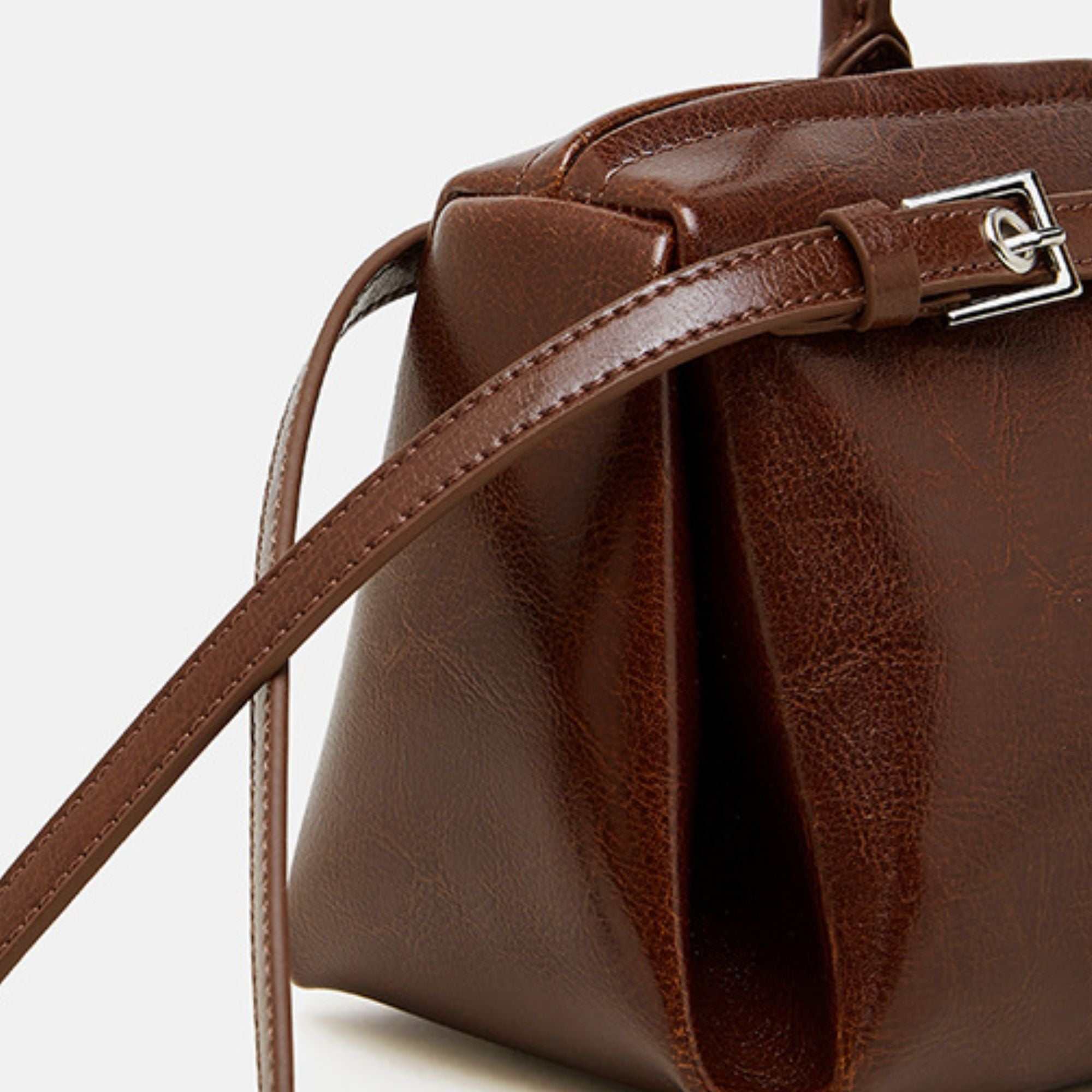 Élise Vintage  Leather Baguette