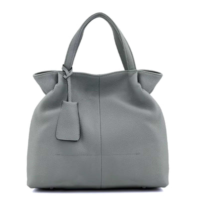 Leather tote zipper handbag in soft genuine leather, elegant and spacious design.