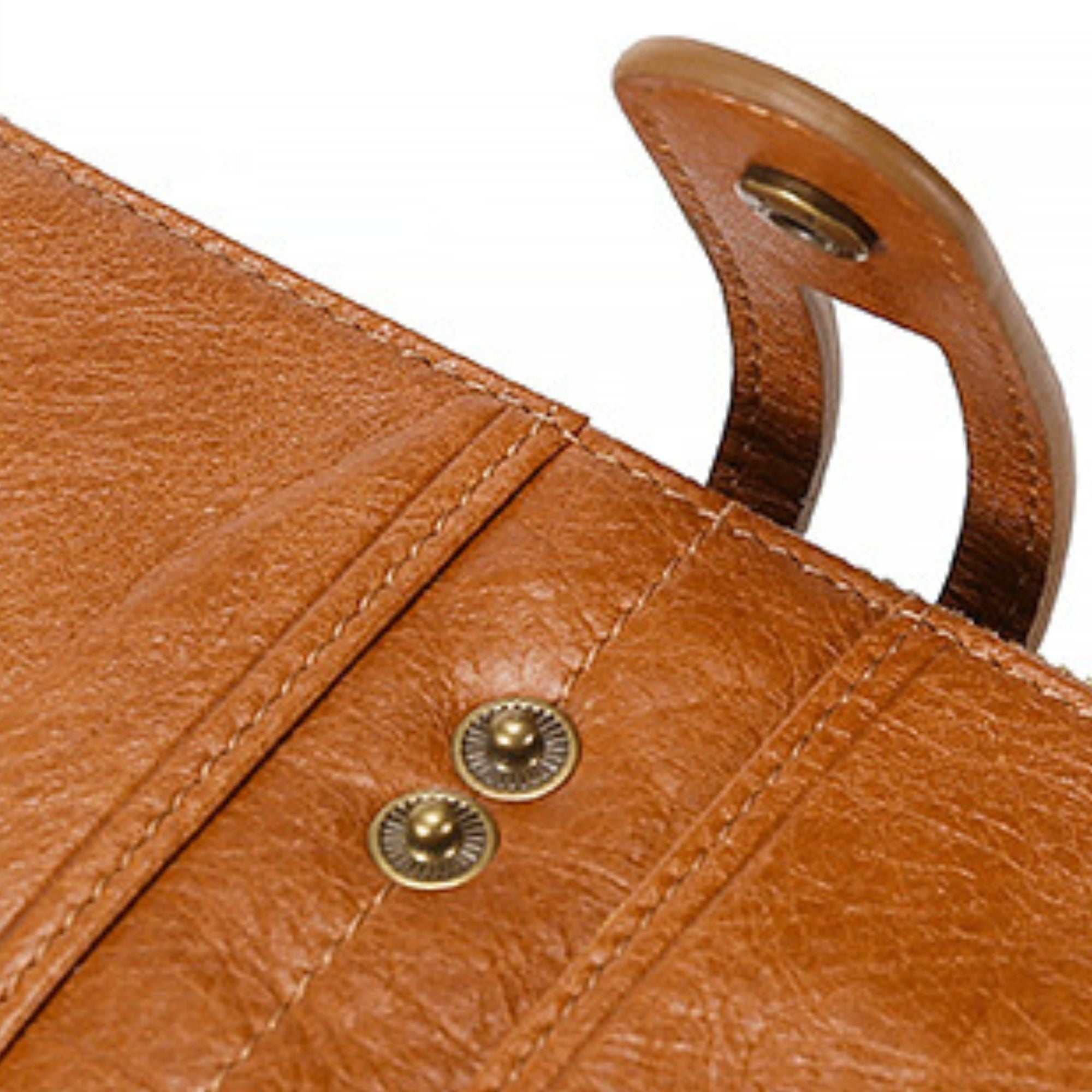 The Montauk RFID Waxed Leather Wallet