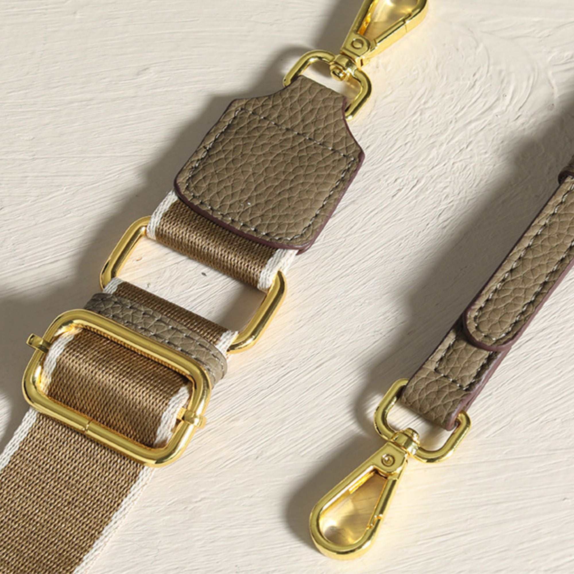 Montclair Carryall Lychee Leather Crossbody